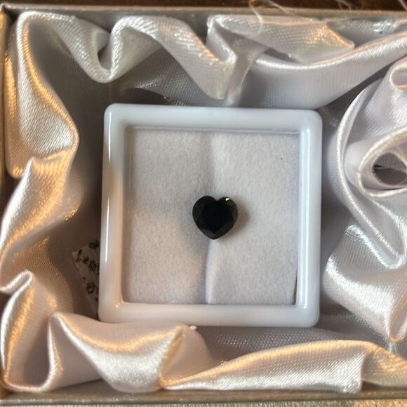 AA BLACK OBSIDIAN HEART LOOSE GEMSTONE 9mm 1.82ctw - Picture 3 of 4